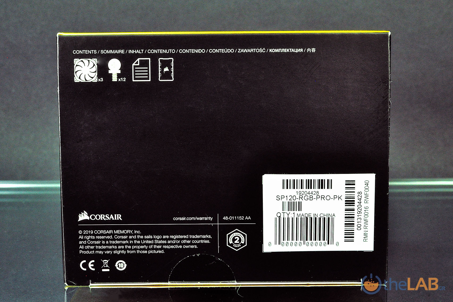 large.CorsairSP120RgbPro_06_0411.jpg