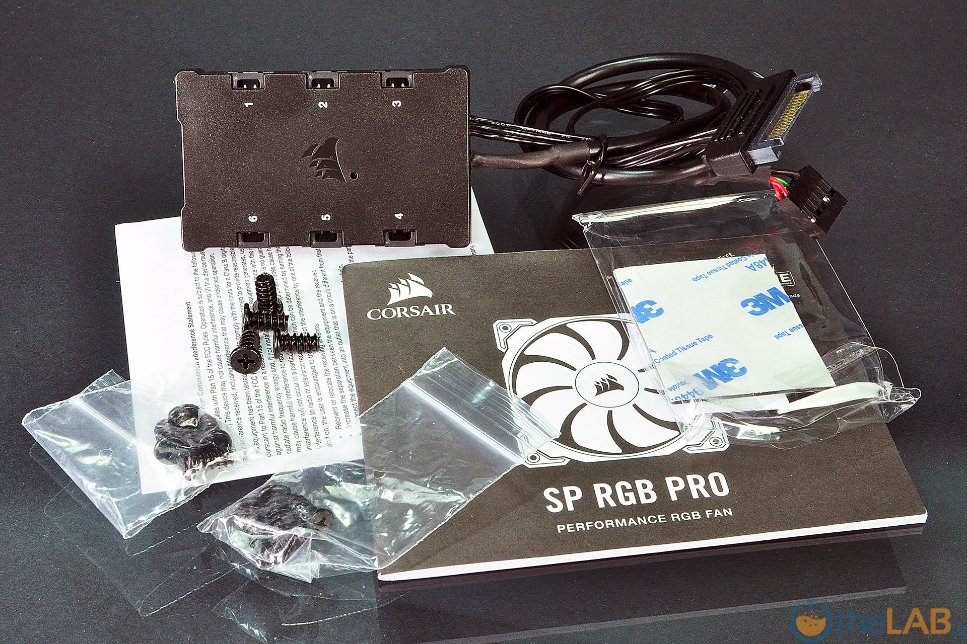 large.CorsairSP120RgbPro_08_0319.jpg