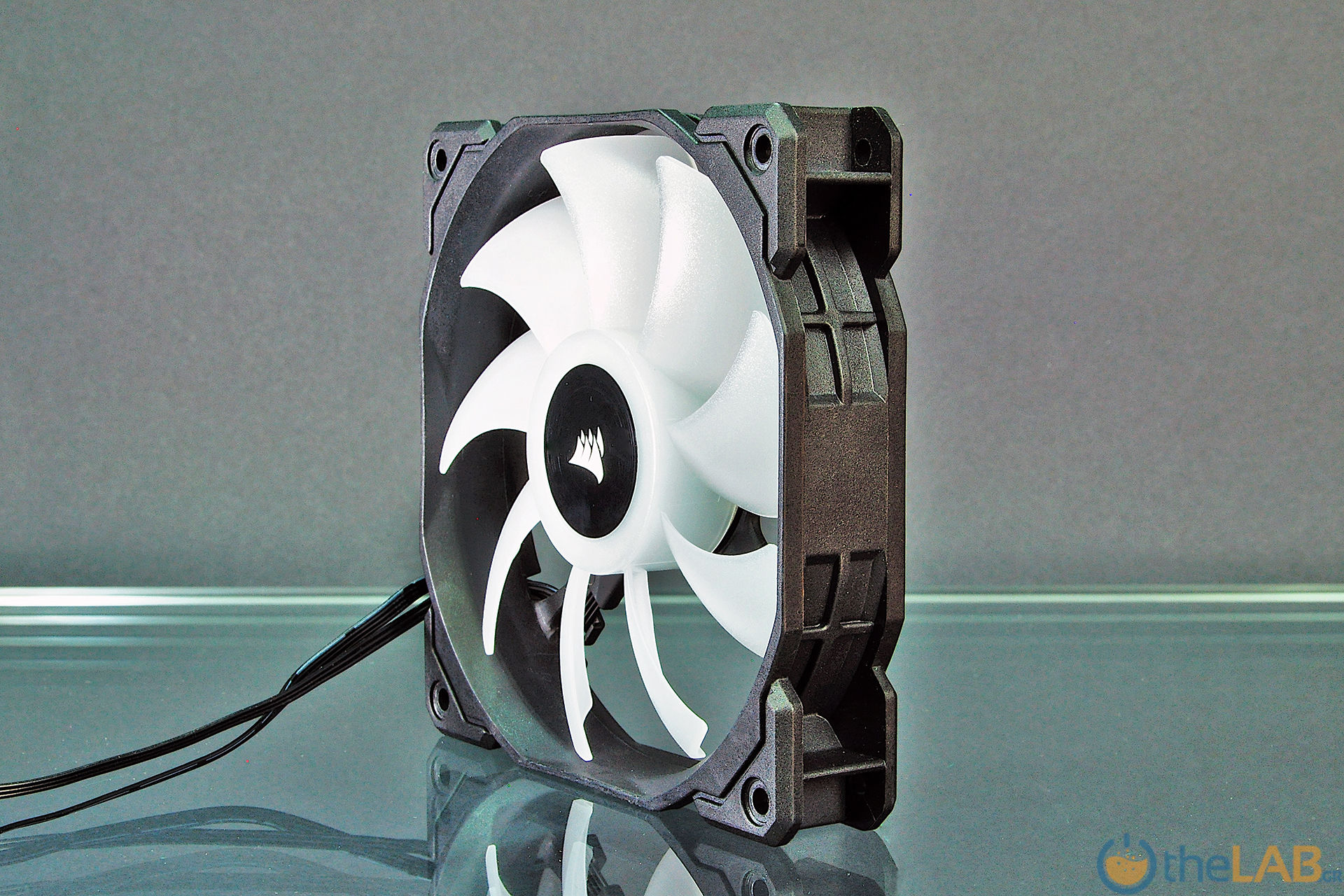 large.CorsairSP120RgbPro_12_0335.jpg