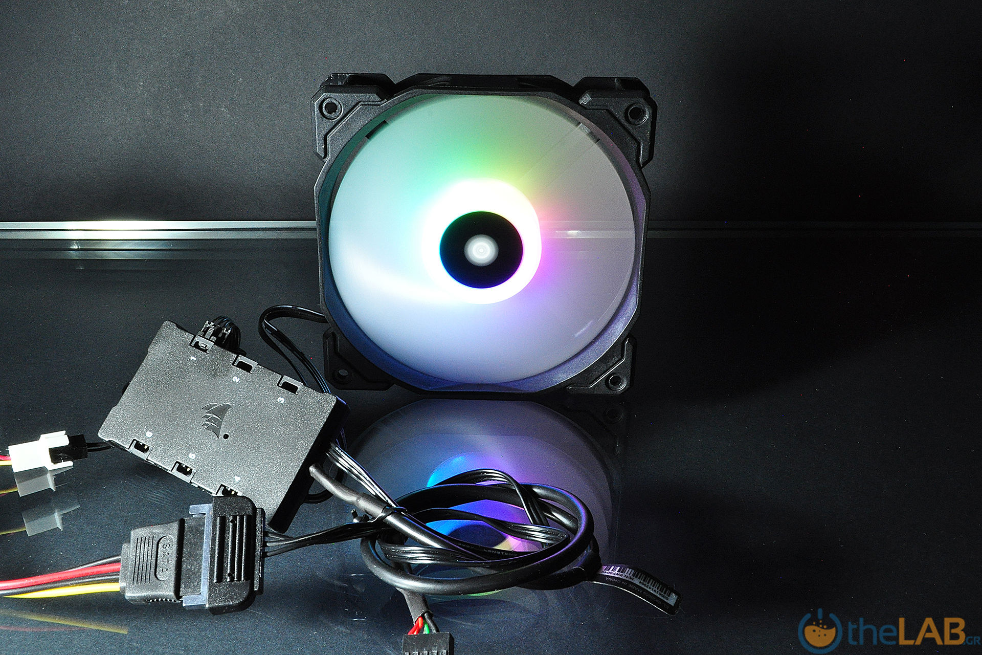 large.CorsairSP120RgbPro_35_0382.jpg