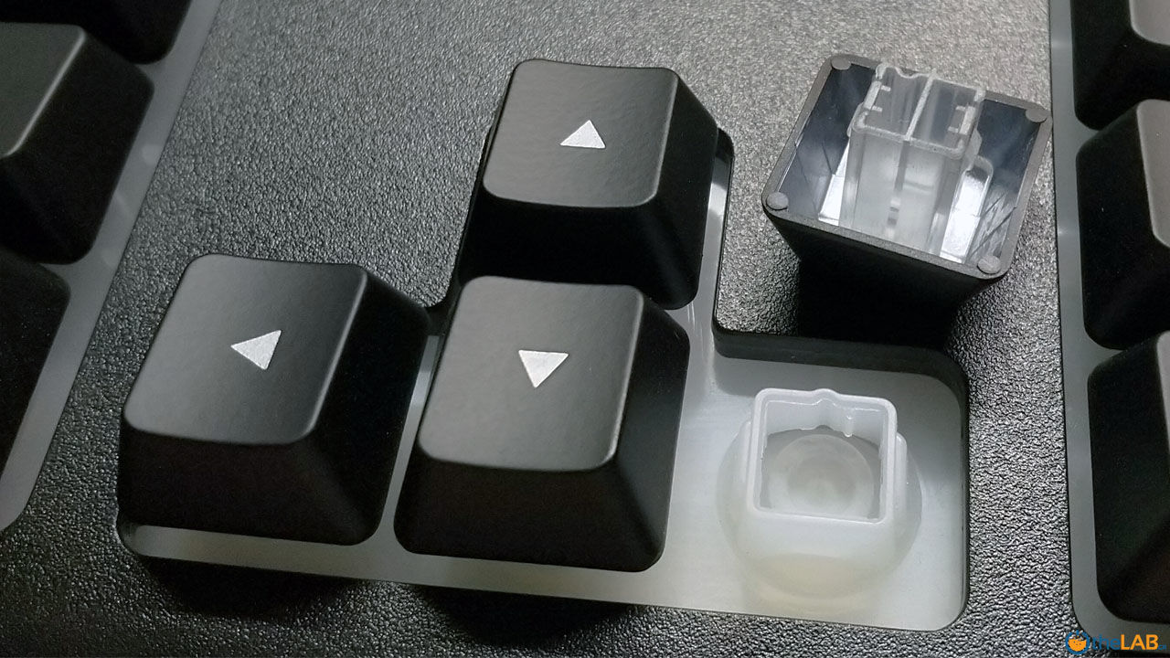 large.corsair-k57-rgb-wireless-gaming-keyboard-under-key.jpg