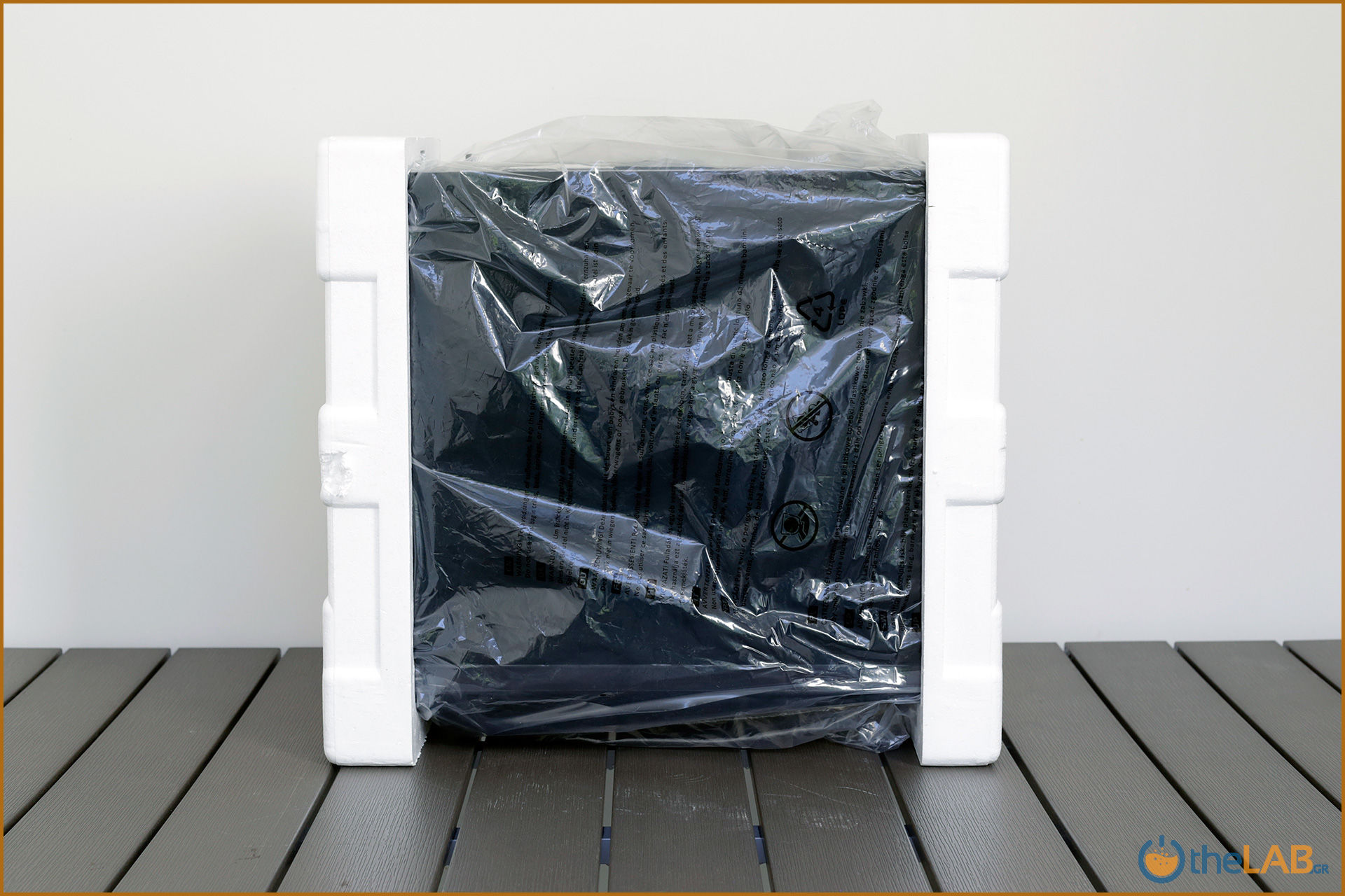 large.corsair_carbide_spec_delta_rgb_gaming_case_review_packaging_exterior_interior_design_image146.jpg