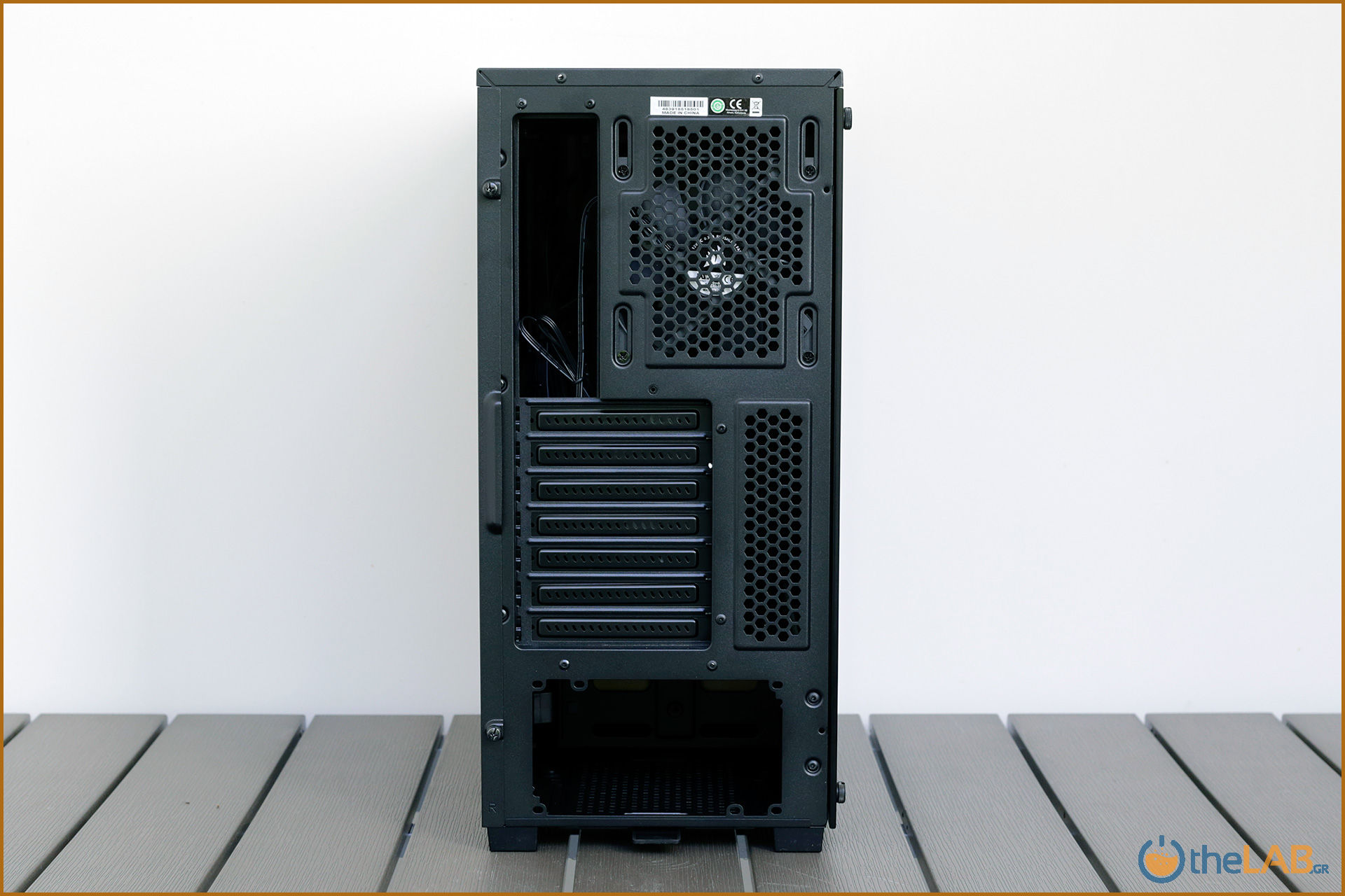 large.corsair_carbide_spec_delta_rgb_gaming_case_review_packaging_exterior_interior_design_image155.jpg