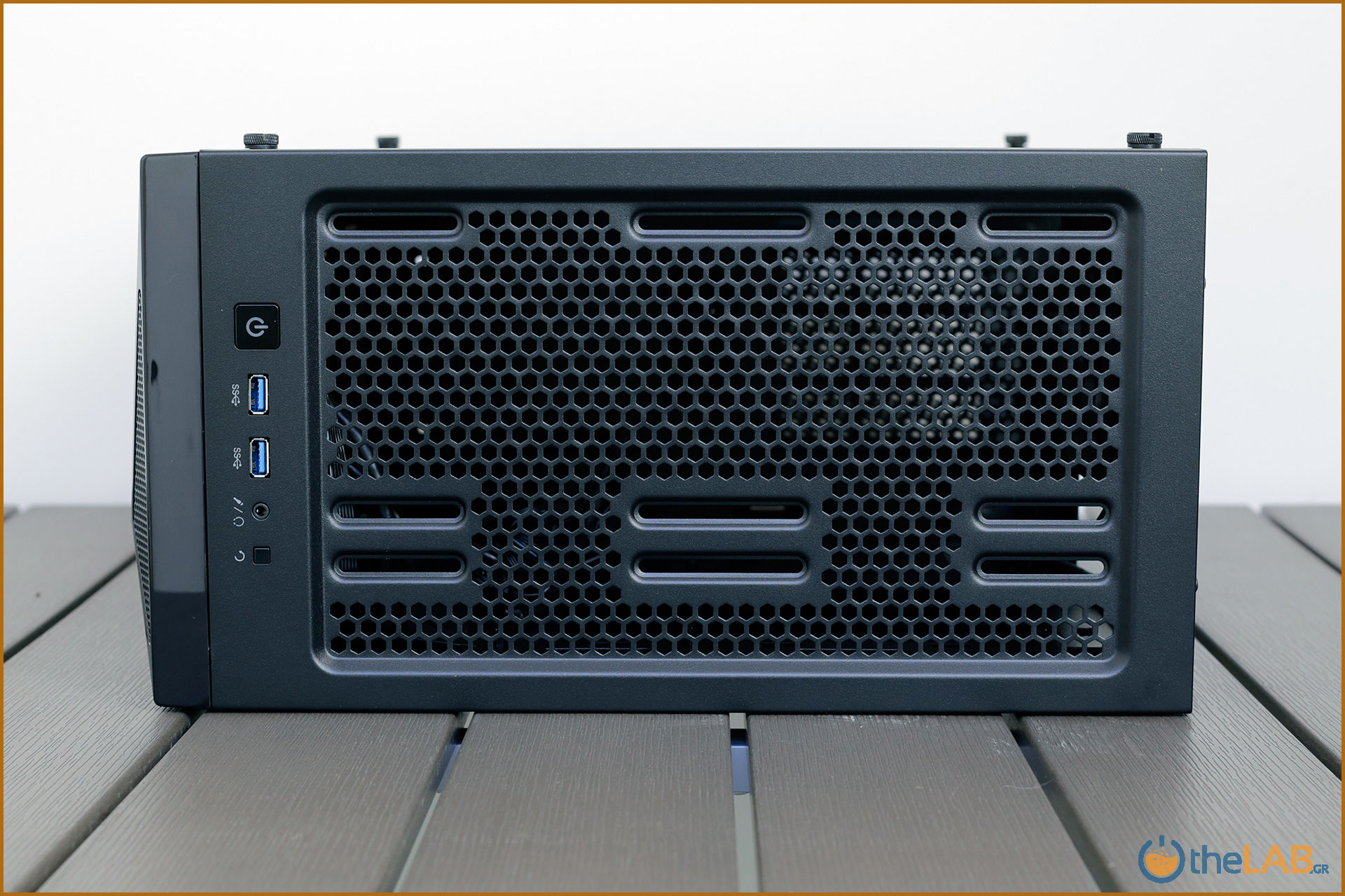 large.corsair_carbide_spec_delta_rgb_gaming_case_review_packaging_exterior_interior_design_image162.jpg