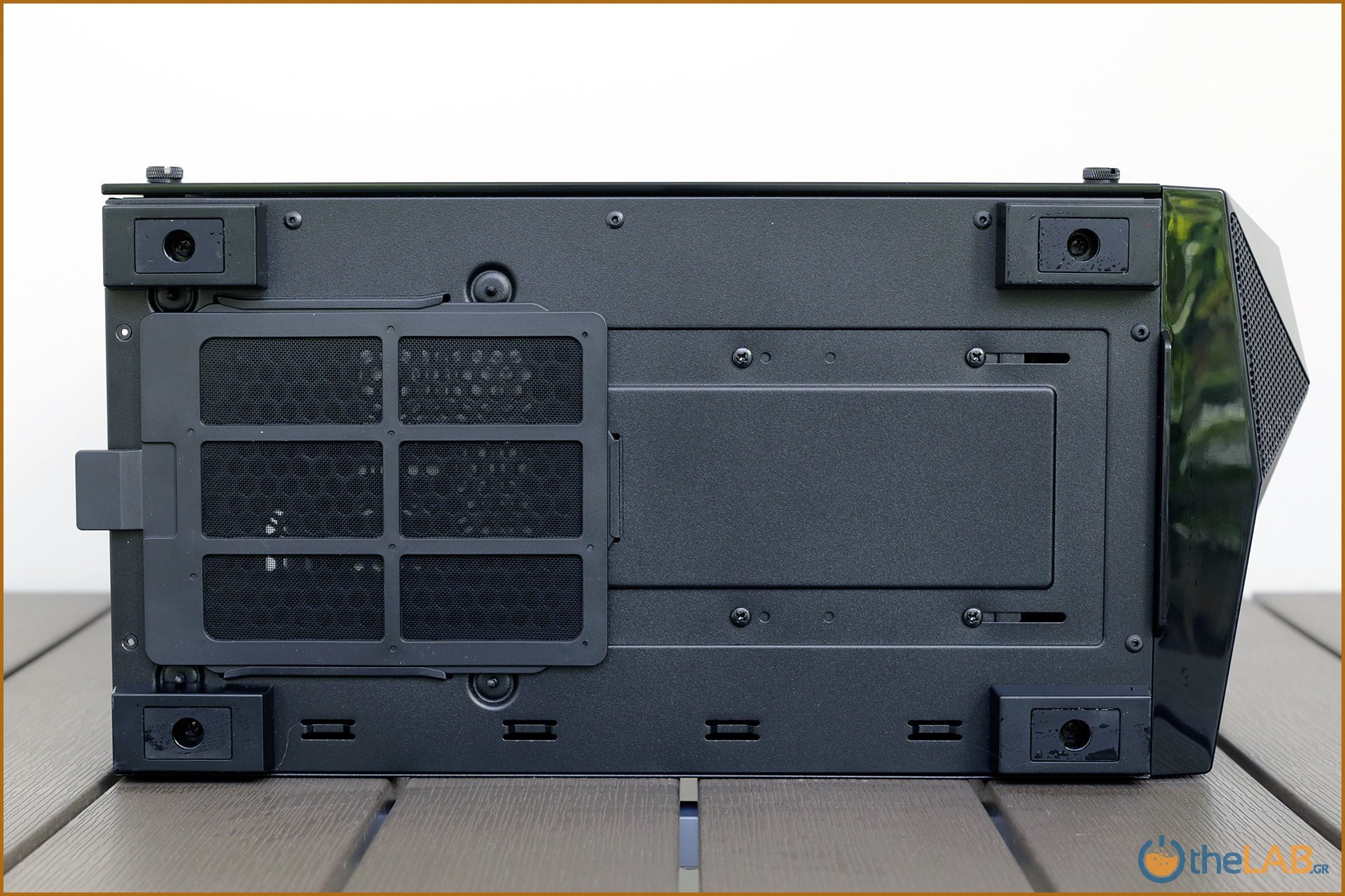 large.corsair_carbide_spec_delta_rgb_gaming_case_review_packaging_exterior_interior_design_image164.jpg