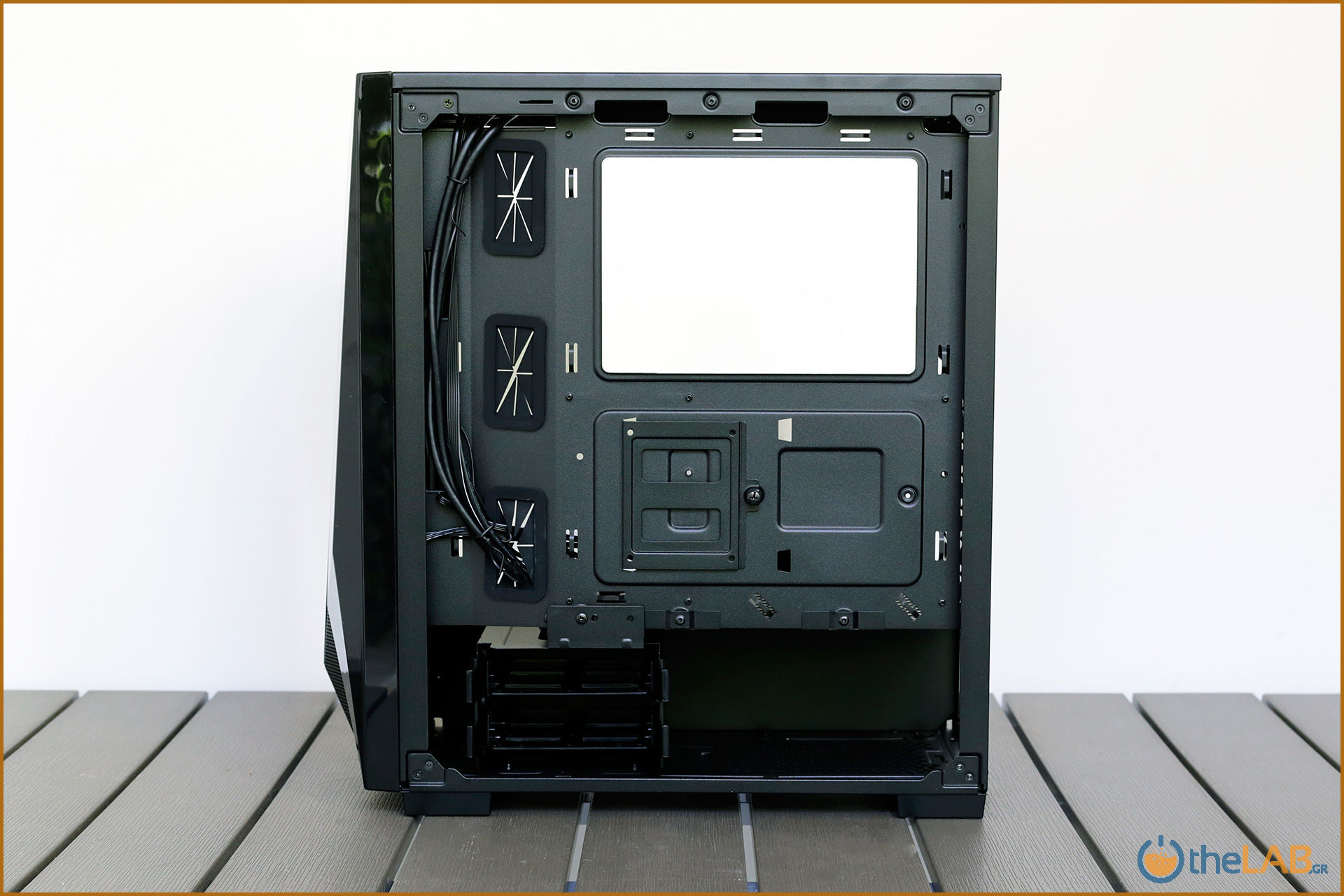 large.corsair_carbide_spec_delta_rgb_gaming_case_review_packaging_exterior_interior_design_image178.jpg