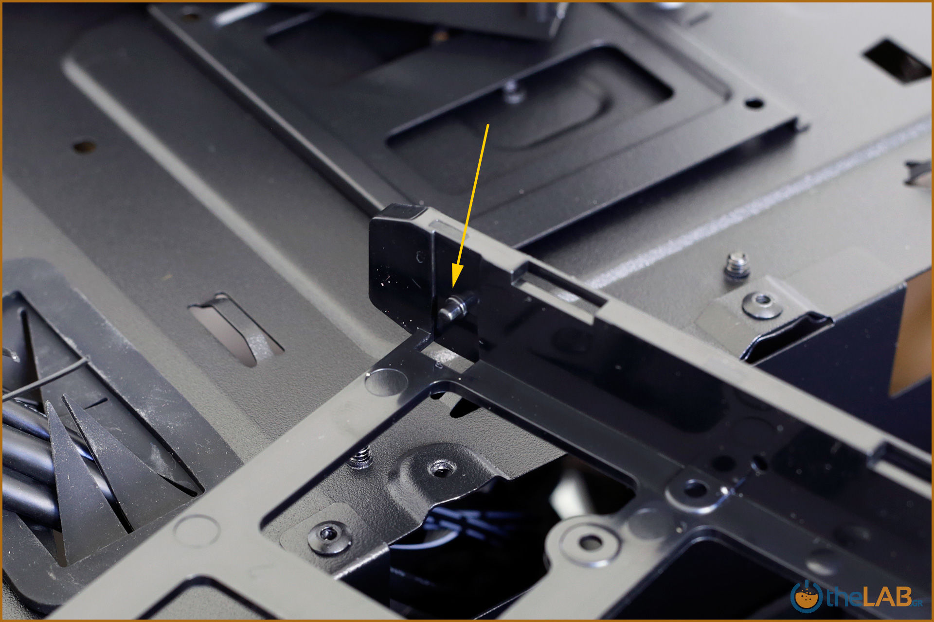 large.corsair_carbide_spec_delta_rgb_gaming_case_review_packaging_exterior_interior_design_image183.jpg