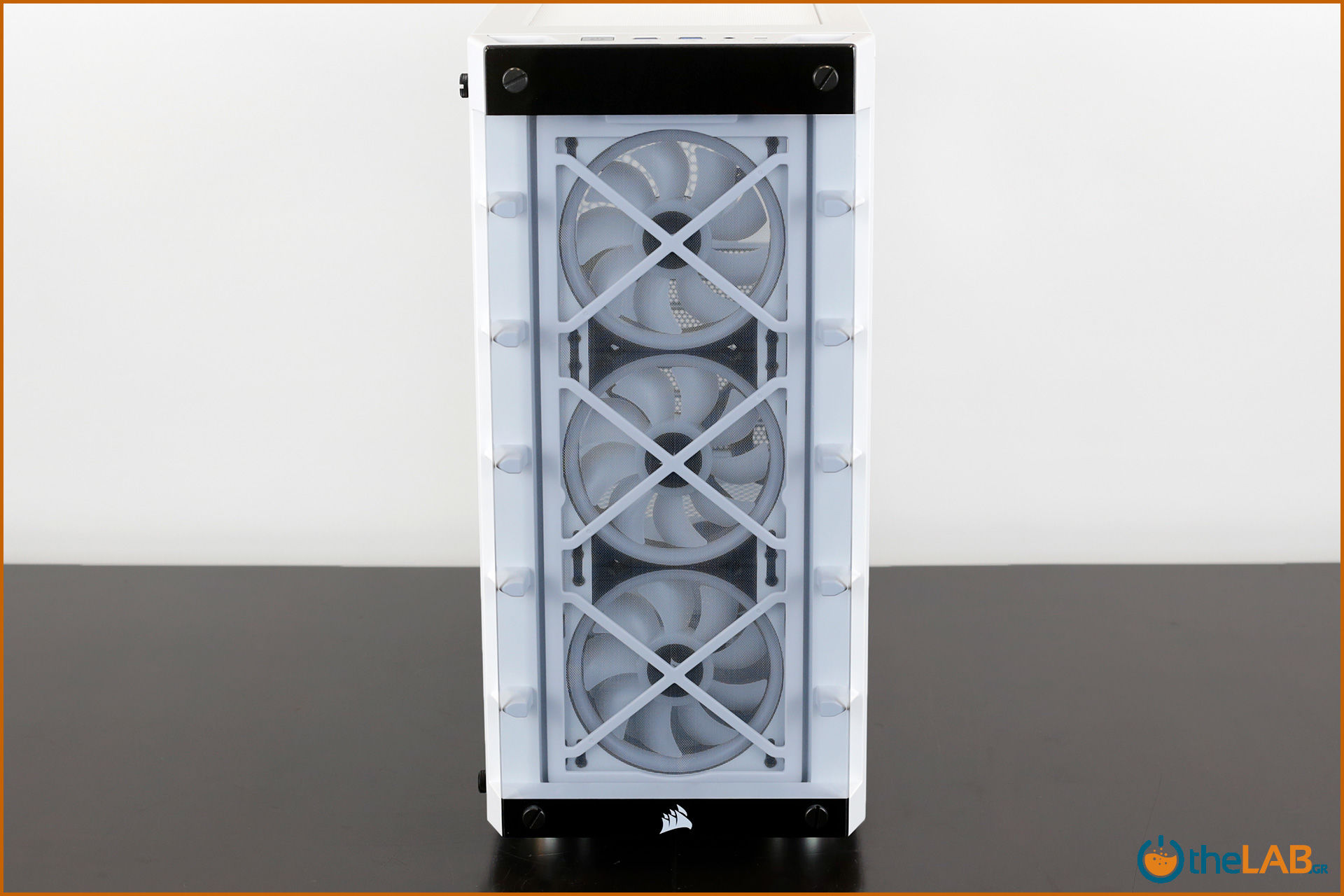 large.Corsair_icue_465x_rgb_smart_case_exterior_review_image437.jpg