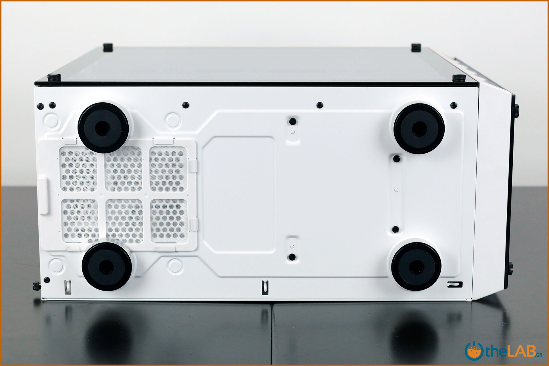 large.Corsair_icue_465x_rgb_smart_case_exterior_review_image446.jpg