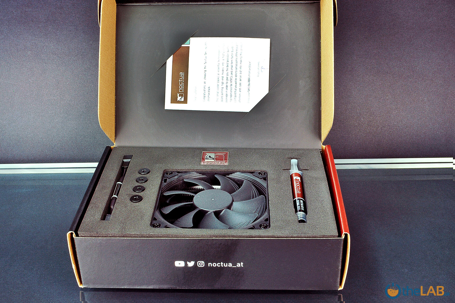 large.008_Noctua-NH-L9a-AM4-Chromax.Black_Mount-01_0086.jpg