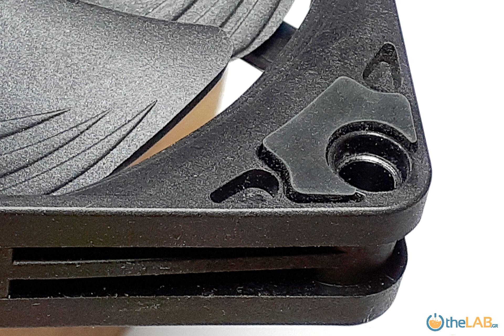 large.084_Noctua-NH-L9a-AM4-Chromax.Black_PushFanDetail-03_172302.jpg