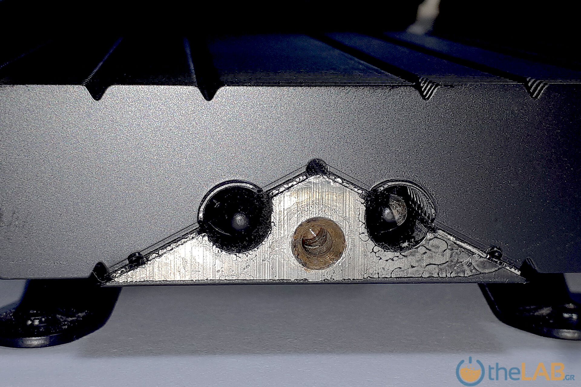 large.093_Noctua-NH-L9a-AM4-ChromaxBlack_CoatingDetails-05_2622.jpg