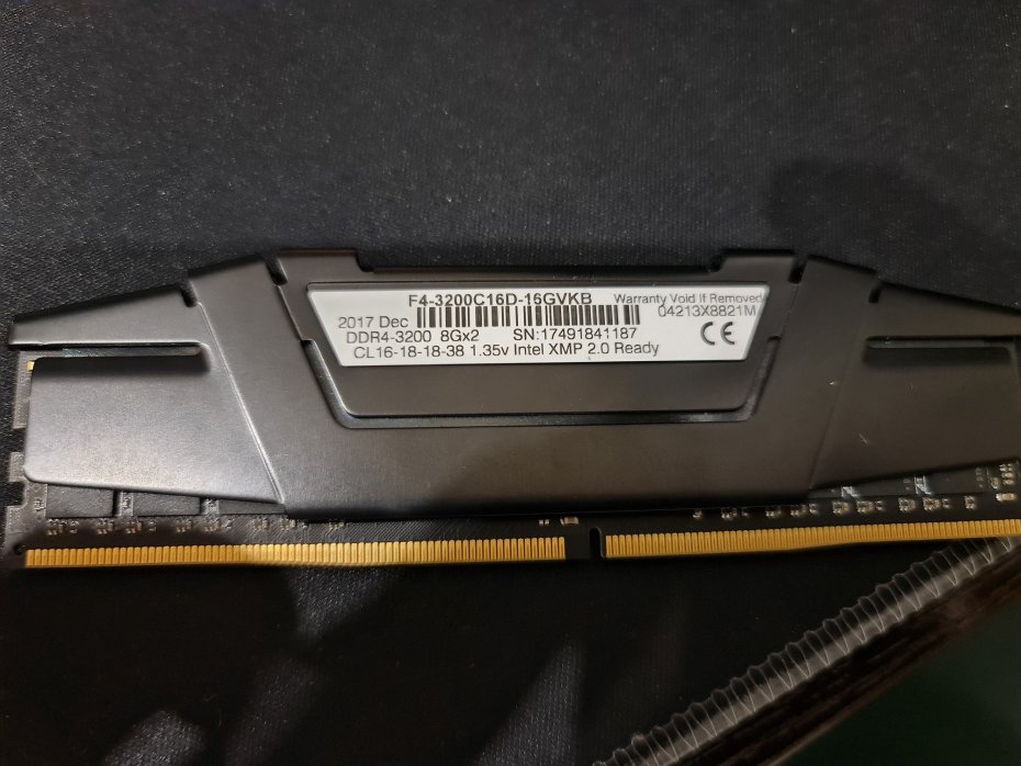 8GB DDR4.jpg