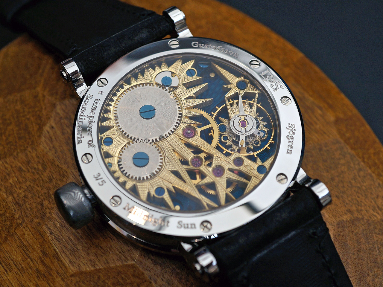 "Midnight Sun" med et ETA 6498 dekorert av anerkjente Jochen Benzinger.