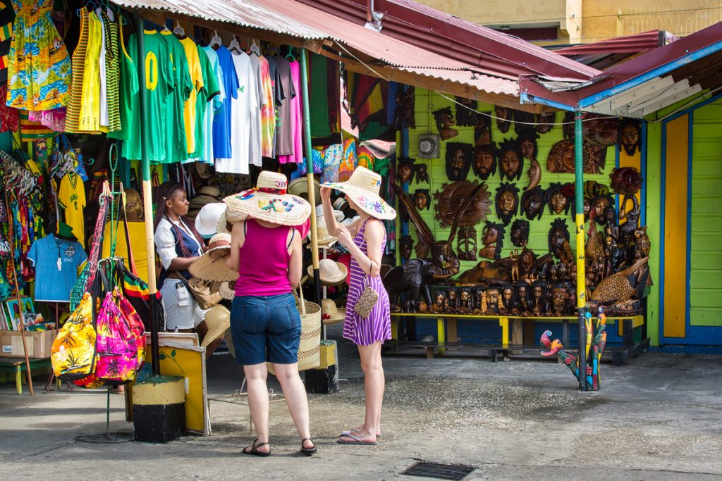 jamaica-mo-bay-tourists-at-craft-market