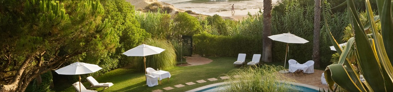 Aurelio_Gómez-Miranda_bloG-M_Welcome_to_paradise_Welcome_to_Vila_Joya_Piscina