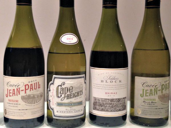 Tras visitar a Emma de Envero Wines me volví a casa con estos 4 vinos: 2 franceses, un sudafricano y un australiano, los dos últimos muy, muy buenos y con una RCP de flipar