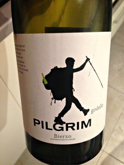 Pilgrim Godello 2014: 80% godello 20% doña blanca. Está tan bueno o más que el 2013 y tiene una progresión...