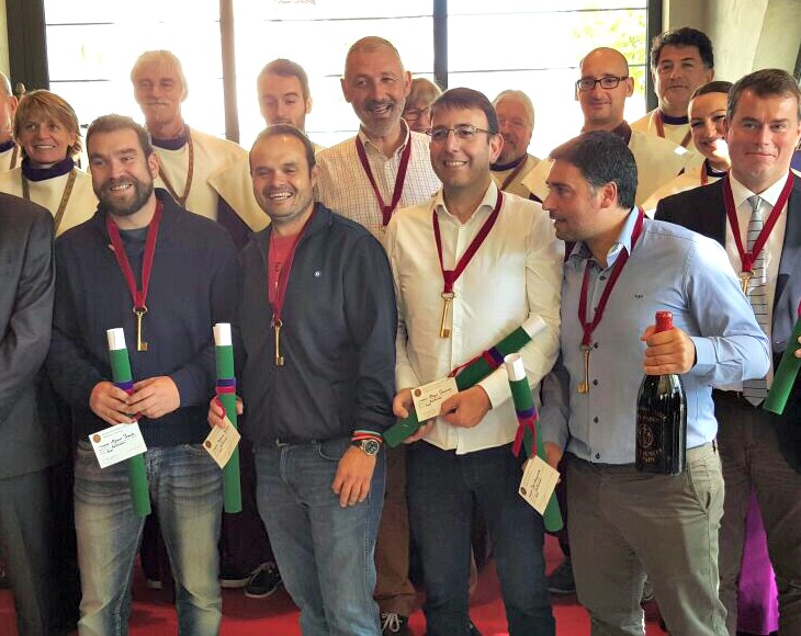 Ganadores Campeonato Mundial Cata a Ciegas RVF 2015 con sus diplomas