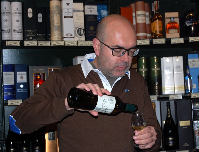 Mmmmmm, ahora que no me ve nadie...