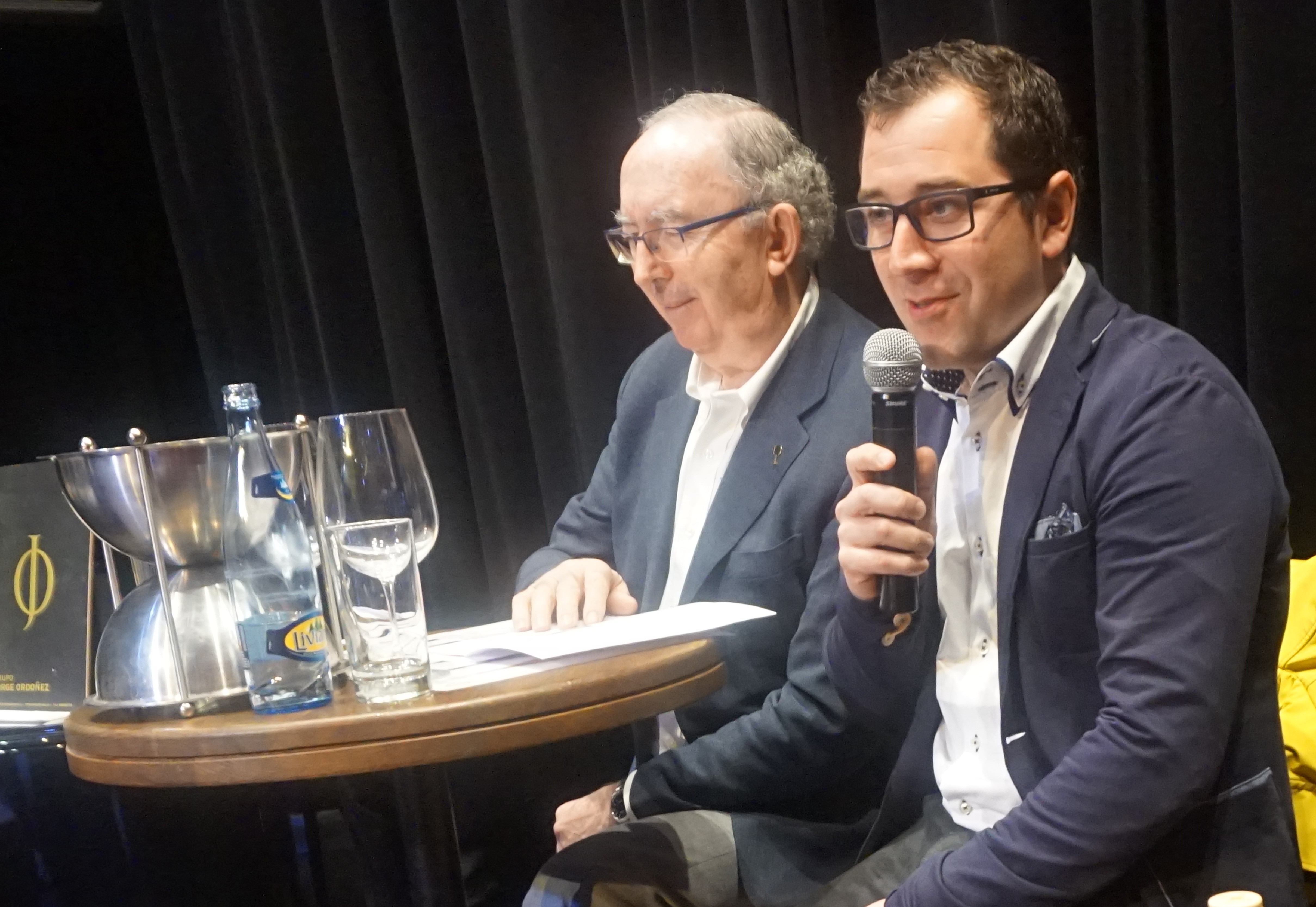 Nacho Álvarez con el sumiller Custodio Zamarra