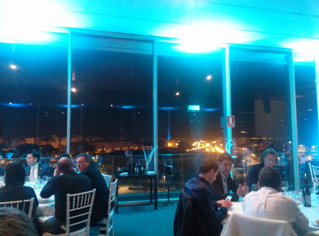 Estupendo ambiente Cena Veles e Vents 2