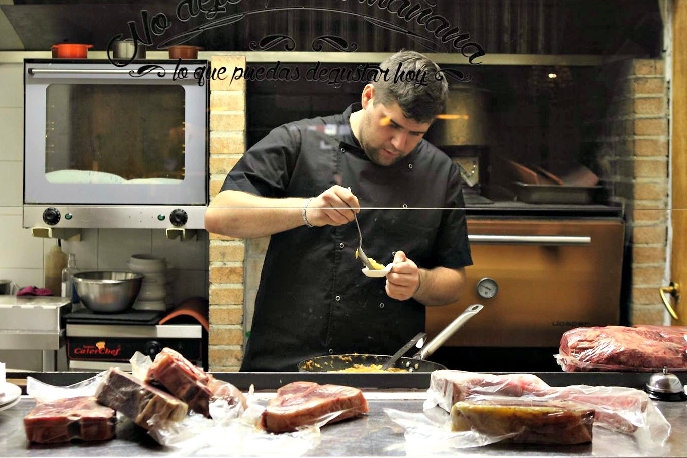 Restaurante Meat Market Yes we Cow Horno Josper