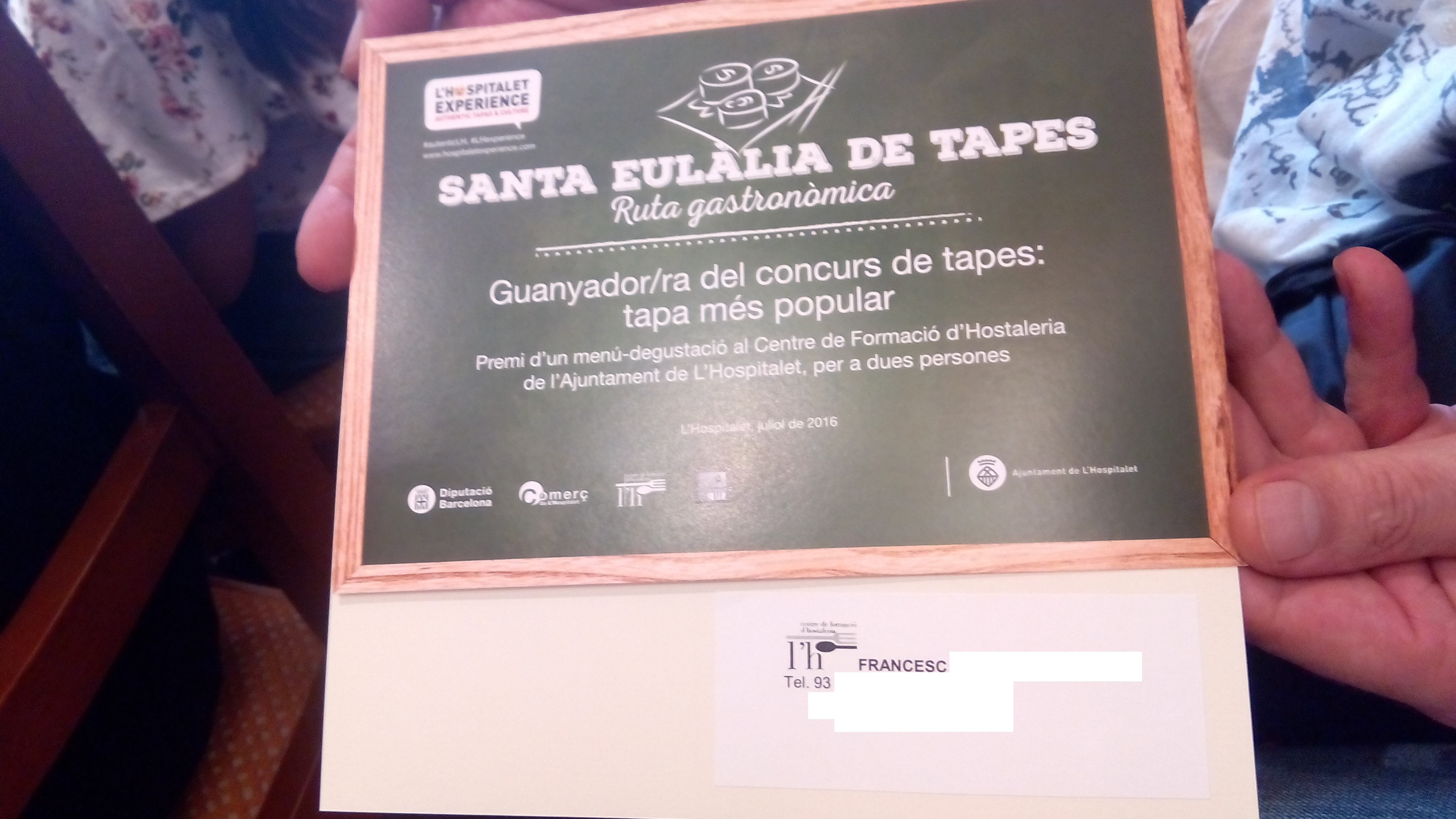 I a més vaig encertar el guanyador: Ekimae sushi :-)