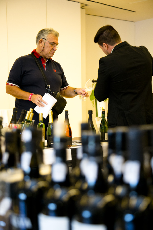Showroom del Salón de Vinos Especiales