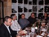 Debatiendo sobre los vinos de cata
