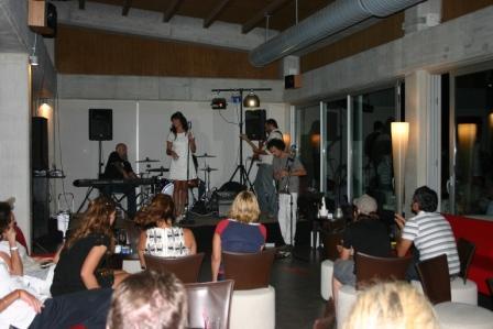 Restaurante Baboo Concierto de Dry Martina