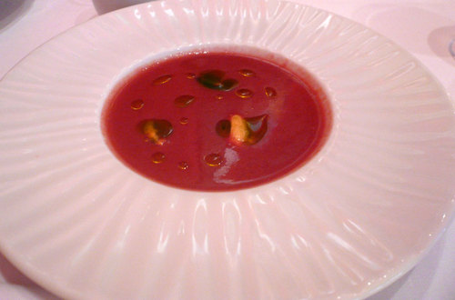 Restaurante Thalassa Gazpacho de cerezas y clóchinas