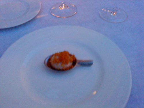 La Terraza del Casino en Madrid Los snacks croqueta liquida de jamón ibérico