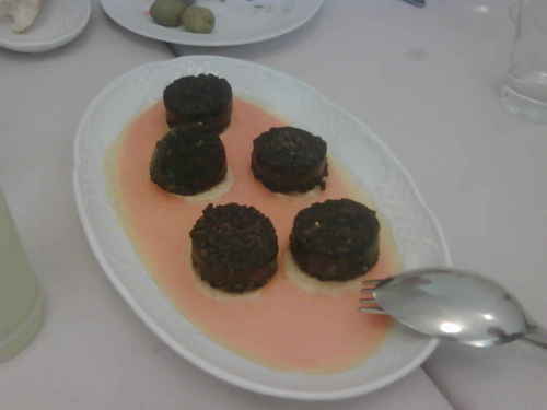 Abadia d'Espí Montaditos de morcilla de burgos .