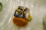 Restaurante Maralba Aperitivo de caballa con germinado de soja