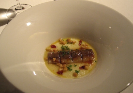Restaurante en Cocentaina Royal fría de giraboix con sardina caramelizada