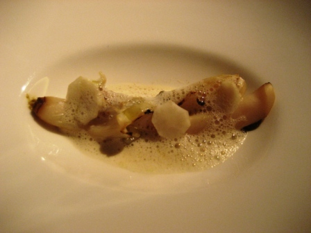 Restaurante L'Escaleta Navaja con tubérculos dulces