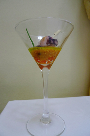 Les Maries en Burjassot chipiron con salsa romesco
