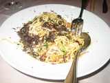 Restaurante Shanghai Fideos con verduras con huevo poché y trufa