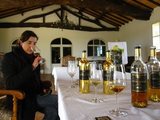 Elia disfrutando en Château Guiraud
