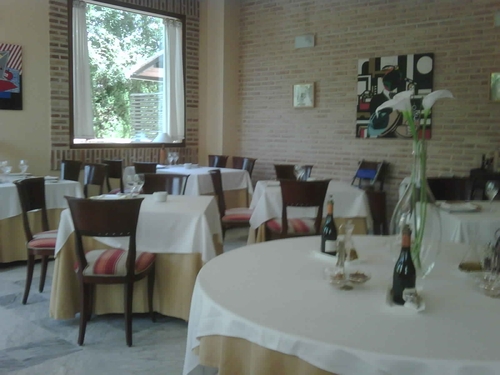 Restaurante La Sal Sala .