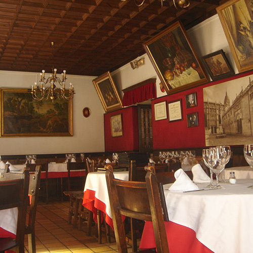 Restauranteelcandilverema2