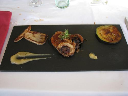 Restaurante Hostal Cal Fuster Cordero relleno de boletus
