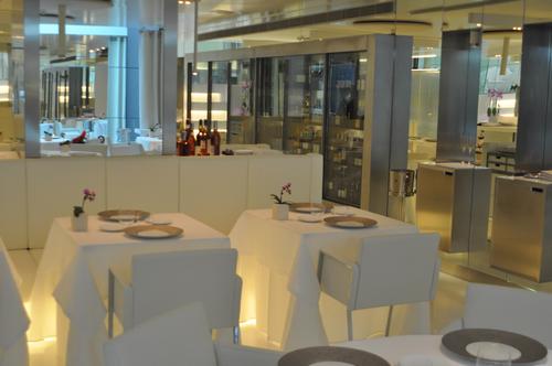 The Mirror en Barcelona Detalle comedor