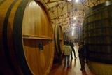 Las enormes barricas de Bodegas Muga