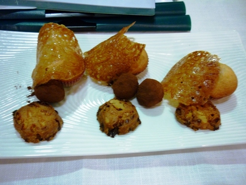 Los Petit Four, que ya no cogían de ninguna manera...