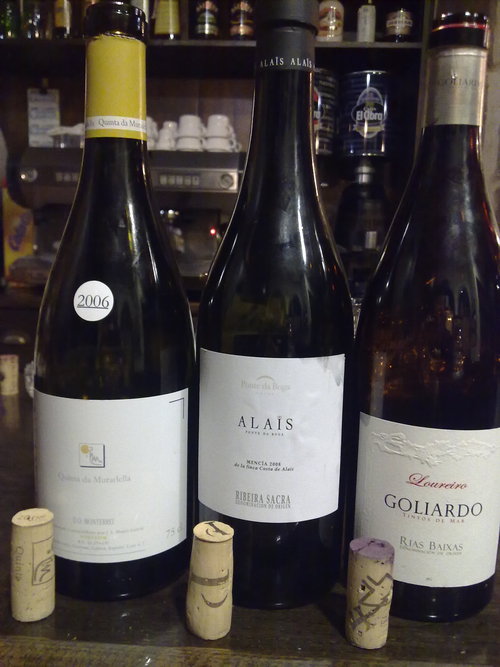 Gorvia Blanco, Alaïs, Goliardo Loureiro