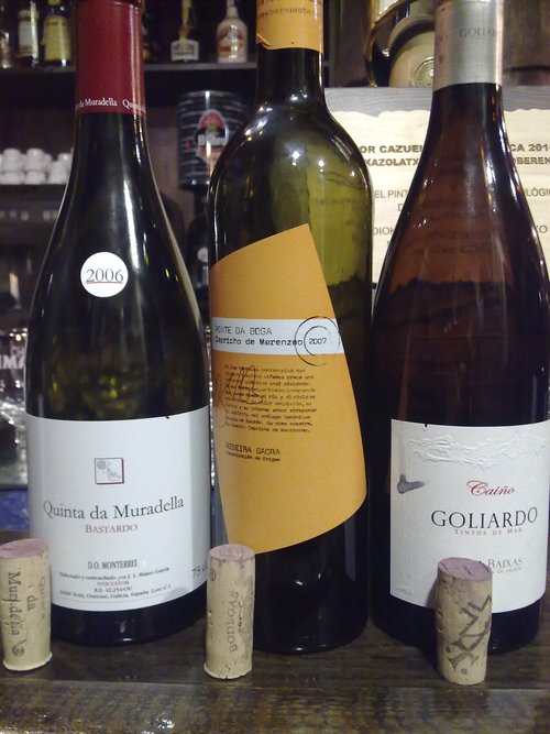 Quinta da Muredella Bastardo, Capricho de Merenzao, Goliardo Caiño