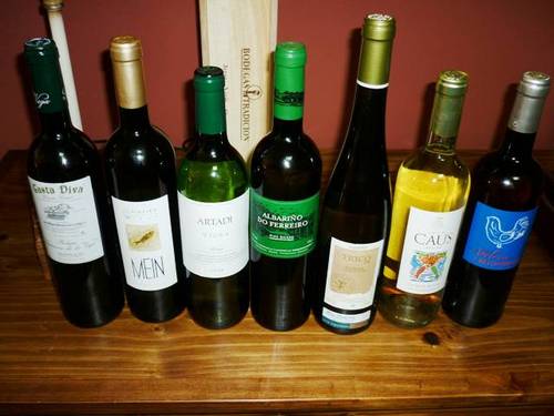 Los vinos antes del descorche.