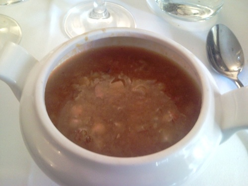 Garbanzos marineros con langostinos
